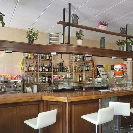Alberg Restaurant Bellavista Санта Пау Екстериор снимка