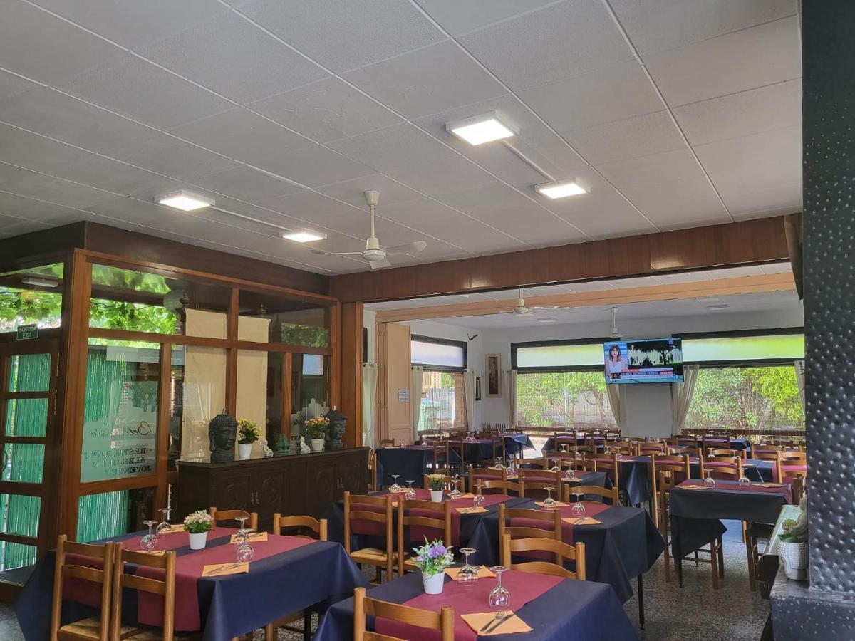 Alberg Restaurant Bellavista Санта Пау Екстериор снимка
