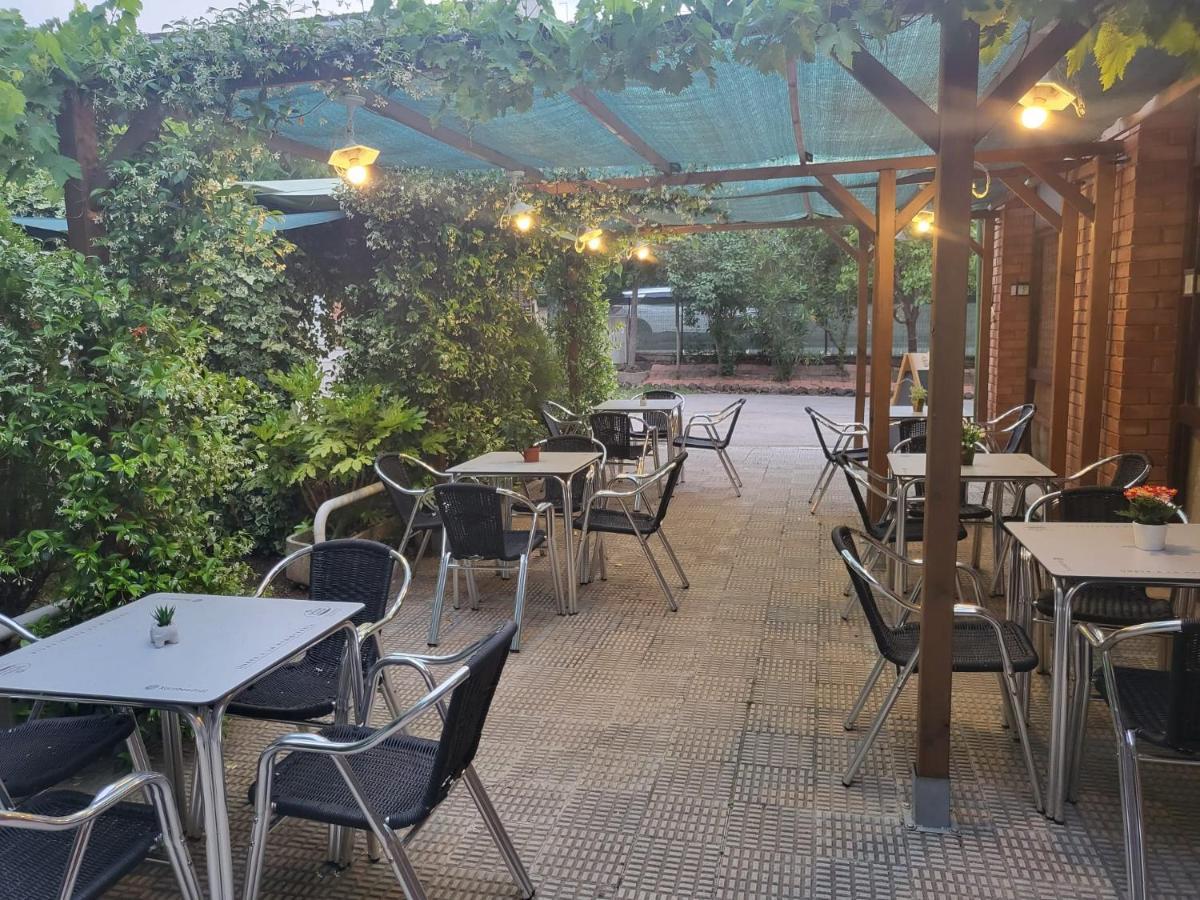 Alberg Restaurant Bellavista Санта Пау Екстериор снимка