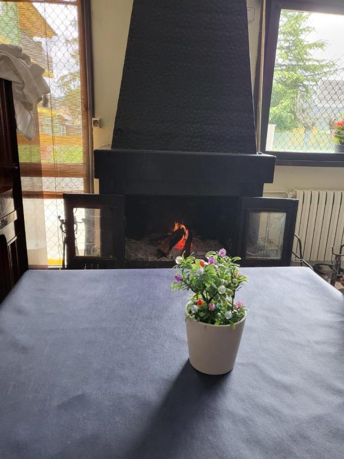 Alberg Restaurant Bellavista Санта Пау Екстериор снимка