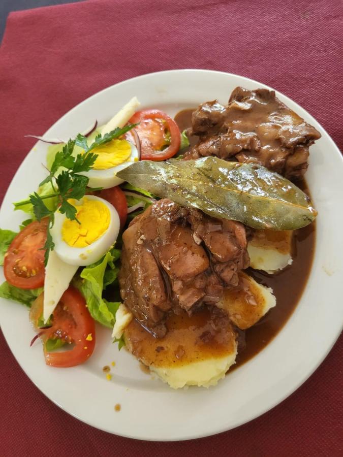 Alberg Restaurant Bellavista Санта Пау Екстериор снимка