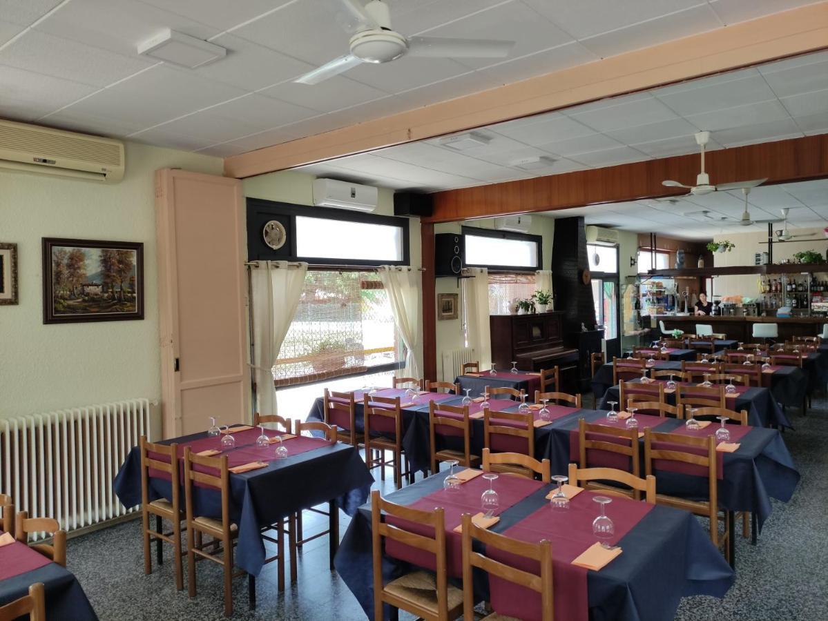 Alberg Restaurant Bellavista Санта Пау Екстериор снимка